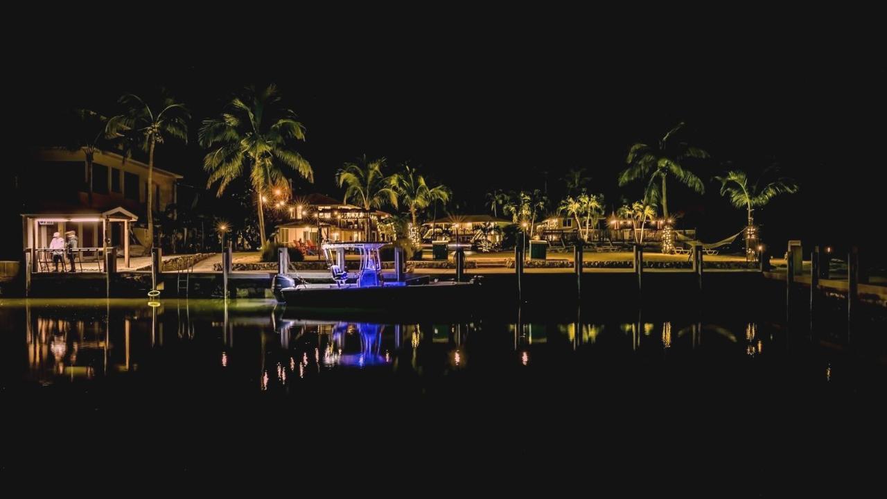 Ragged Edge Resort & Marina Айламорада Экстерьер фото