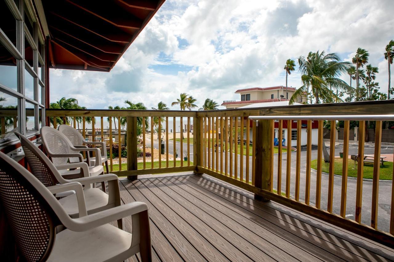 Ragged Edge Resort & Marina Айламорада Экстерьер фото